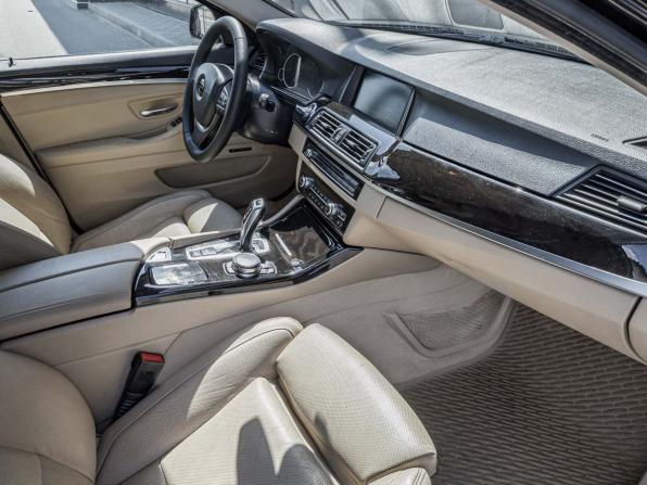 BMW 5 серии VI (F10/F11/F07) Рестайлинг с пробегом 2015 года, цена 2 449 000 рублей, 175760 км, седан, Автокод Объявления