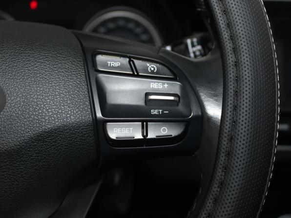 Hyundai Elantra VI (AD) Рестайлинг с пробегом 2019 года, цена 1 589 900 рублей, 168725 км, седан, Автокод Объявления