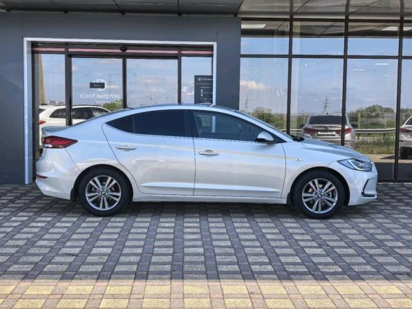 Hyundai Elantra VI (AD) с пробегом 2016 года, цена 1 438 000 рублей, 119909 км, седан, Автокод Объявления