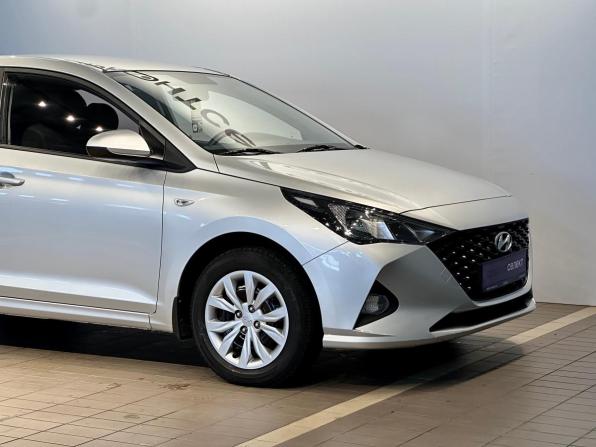 Hyundai Solaris II Рестайлинг с пробегом 2021 года, цена 1 550 000 рублей, 102752 км, седан, Автокод Объявления