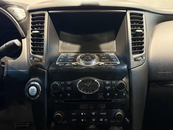 Infiniti FX II (S51) с пробегом 2011 года, цена 1 780 000 рублей, 219000 км, внедорожник, Автокод Объявления
