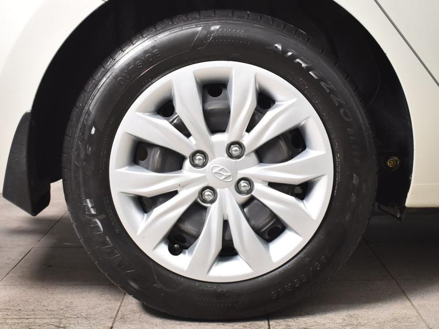 Hyundai Solaris II Кемерово  - изображение 12