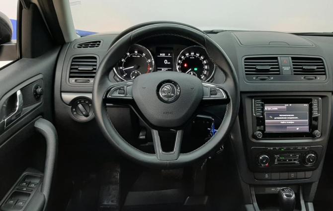 Skoda Yeti I Рестайлинг с пробегом 2015 года, цена 1 139 000 рублей, 132609 км, внедорожник, Автокод Объявления