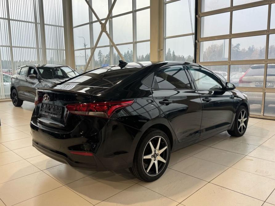 Hyundai Solaris II Москва  - изображение 5