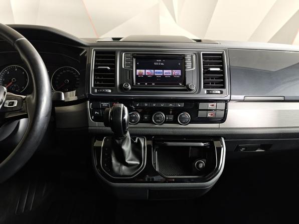 Volkswagen Multivan T6 с пробегом 2019 года, цена 4 150 000 рублей, 123567 км, минивэн, Автокод Объявления