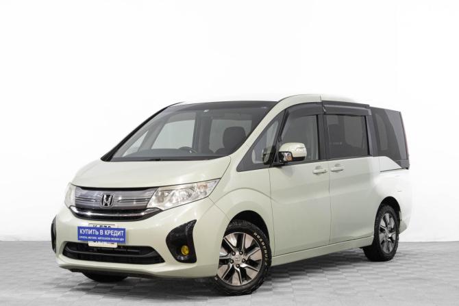 Honda Stepwgn V с пробегом 2015 года, цена 1 789 000 рублей, 139000 км, минивэн, Автокод Объявления