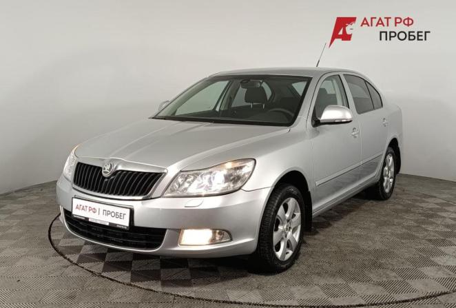 Skoda Octavia II (A5) Рестайлинг с пробегом 2009 года, цена 890 000 рублей, 198780 км, лифтбек, Автокод Объявления