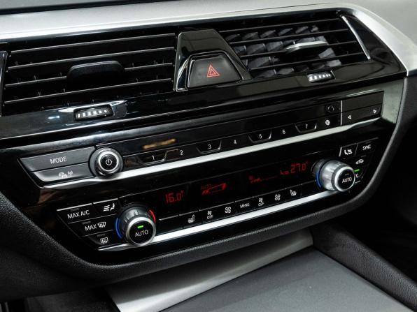 BMW 5 серии VII (G30/G31/G38) с пробегом 2019 года, цена 3 548 000 рублей, 81335 км, седан, Автокод Объявления