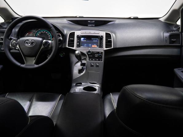 Toyota Venza I Рестайлинг с пробегом 2014 года, цена 2 025 000 рублей, 207874 км, внедорожник, Автокод Объявления
