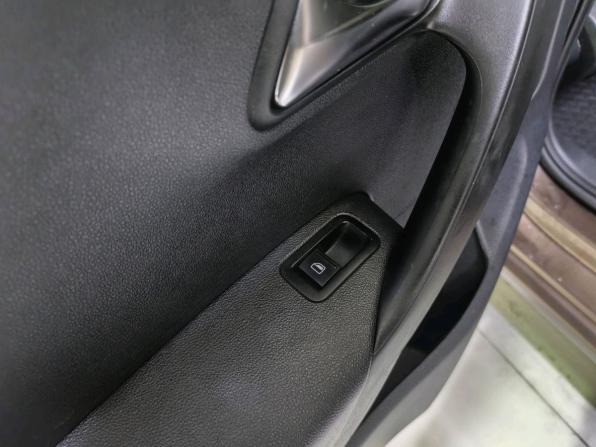 Volkswagen Polo V Рестайлинг с пробегом 2015 года, цена 880 000 рублей, 148870 км, седан, Автокод Объявления