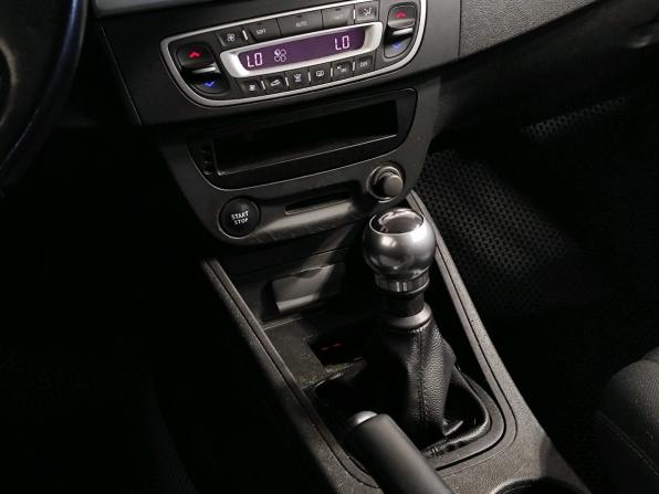 Renault Fluence I с пробегом 2011 года, цена 689 000 рублей, 151517 км, седан, Автокод Объявления