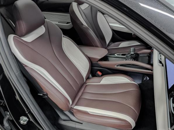Geely Monjaro I с пробегом 2023 года, цена 3 250 000 рублей, 37140 км, внедорожник, Автокод Объявления