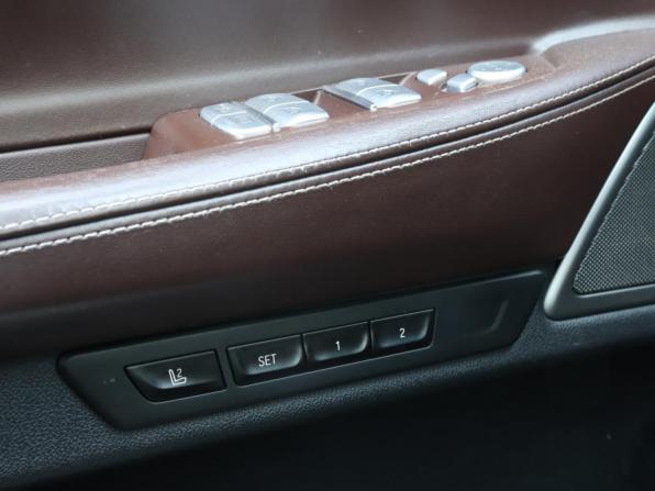 BMW 7 серии VI (G11/G12) Рестайлинг с пробегом 2019 года, цена 4 320 000 рублей, 240058 км, седан, Автокод Объявления