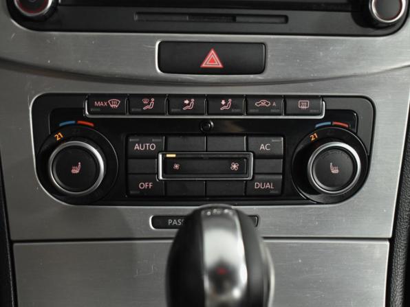 Volkswagen Passat CC I с пробегом 2011 года, цена 790 000 рублей, 232848 км, седан, Автокод Объявления