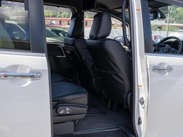 Toyota Esquire I Рестайлинг с пробегом 2018 года, цена 2 249 000 рублей, 168292 км, минивэн, Автокод Объявления