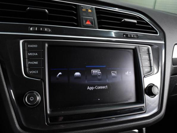 Volkswagen Tiguan II с пробегом 2017 года, цена 2 274 000 рублей, 151853 км, внедорожник, Автокод Объявления