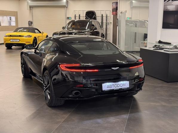 Aston Martin DB11 I с пробегом 2017 года, цена 18 200 000 рублей, 5188 км, купе, Автокод Объявления