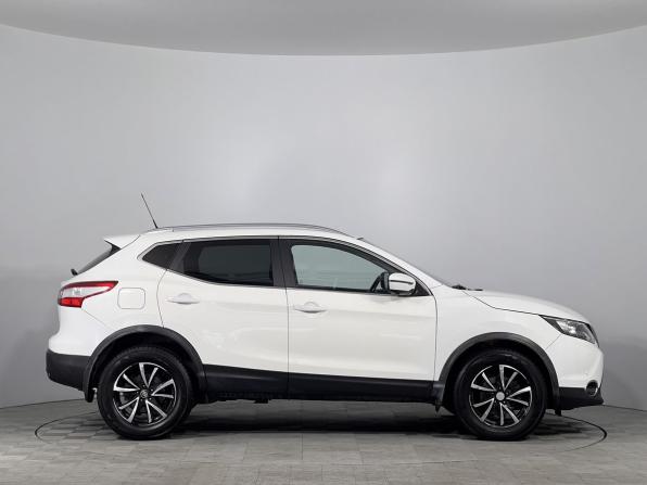 Nissan Qashqai II с пробегом 2016 года, цена 1 290 000 рублей, 207565 км, внедорожник, Автокод Объявления