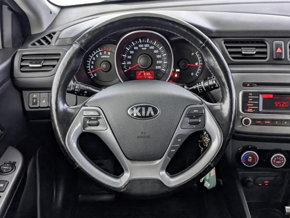 Kia Rio III Рестайлинг с пробегом 2017 года, цена 1 410 000 рублей, 41179 км, хэтчбек, Автокод Объявления
