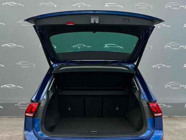 Volkswagen Tiguan II Рестайлинг с пробегом 2021 года, цена 3 632 400 рублей, 22362 км, внедорожник, Автокод Объявления