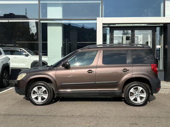 Skoda Yeti I с пробегом 2013 года, цена 829 000 рублей, 208803 км, внедорожник, Автокод Объявления