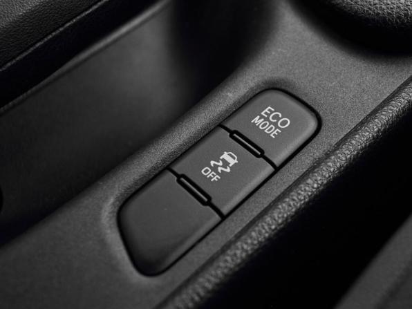 Toyota Yaris IV с пробегом 2021 года, цена 1 370 000 рублей, 66183 км, хэтчбек, Автокод Объявления