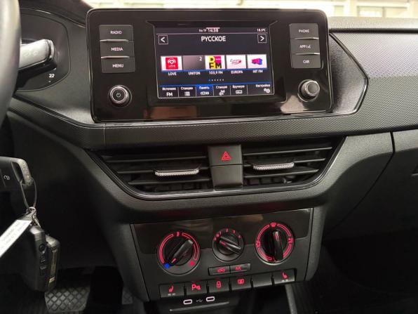 Volkswagen Polo VI с пробегом 2022 года, цена 1 688 000 рублей, 41770 км, лифтбек, Автокод Объявления
