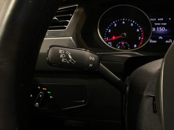Volkswagen Tiguan II Рестайлинг с пробегом 2021 года, цена 2 850 000 рублей, 47859 км, внедорожник, Автокод Объявления