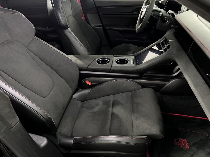 Porsche Taycan I Калининград  - изображение 12