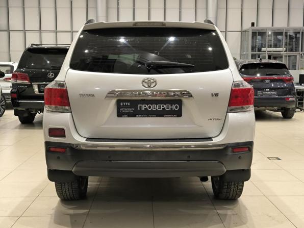 Toyota Highlander II (XU40) Рестайлинг с пробегом 2011 года, цена 1 850 000 рублей, 192870 км, внедорожник, Автокод Объявления