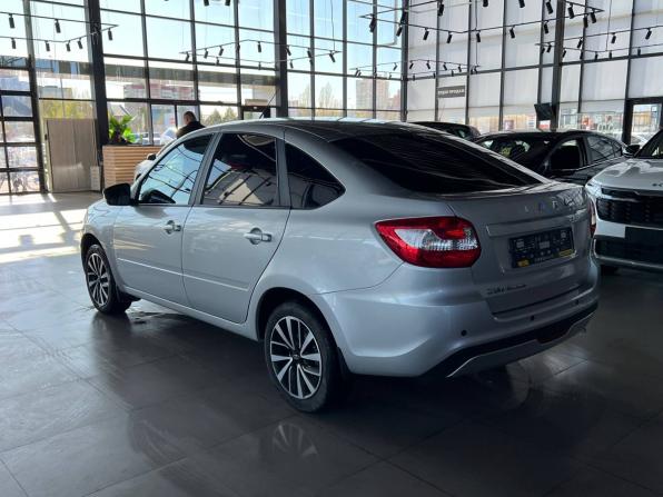 Lada (ВАЗ) Granta I Рестайлинг с пробегом 2023 года, цена 930 000 рублей, 45500 км, лифтбек, Автокод Объявления