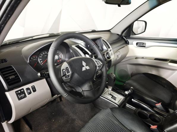 Mitsubishi Pajero Sport II с пробегом 2010 года, цена 1 259 000 рублей, 285777 км, внедорожник, Автокод Объявления