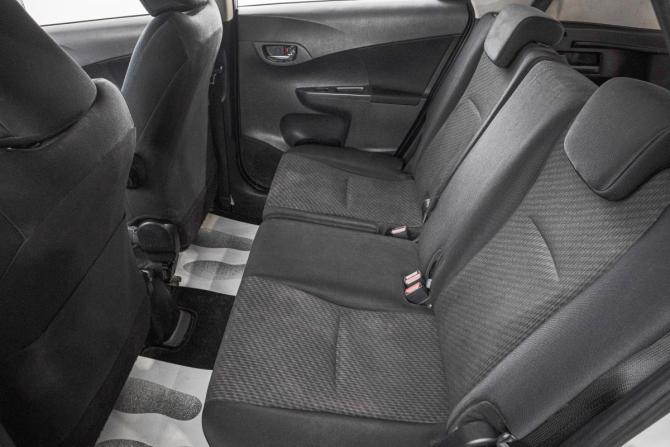 Toyota Ractis II с пробегом 2011 года, цена 849 000 рублей, 163000 км, хэтчбек, Автокод Объявления