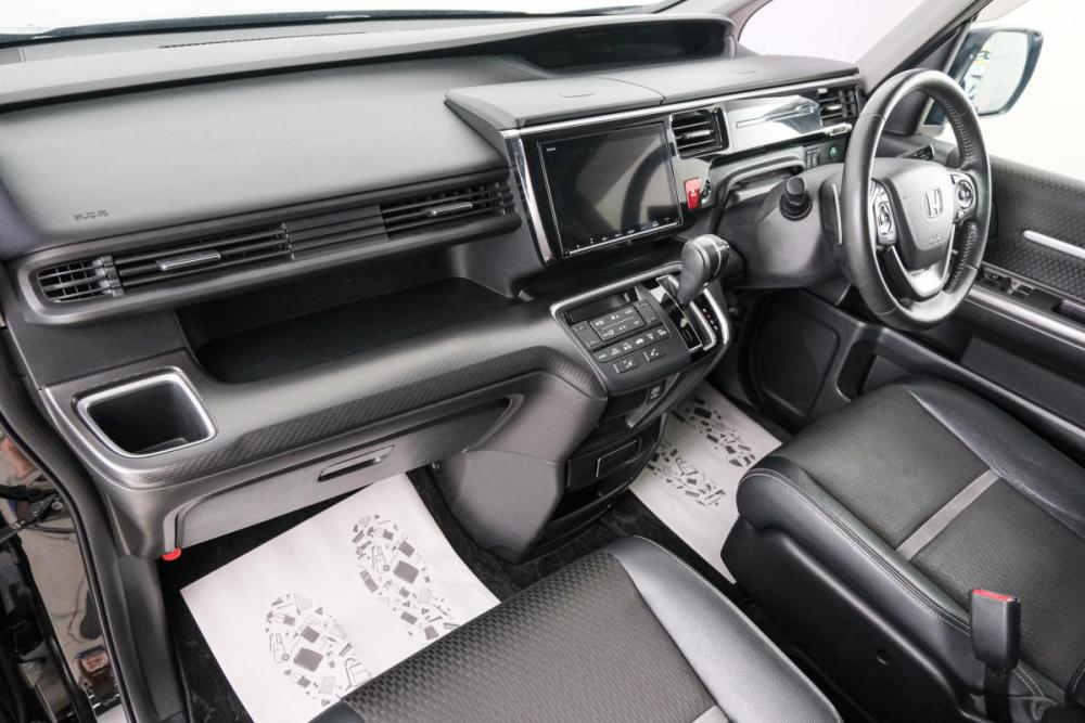 Honda Stepwgn V Рестайлинг Красноярск  - изображение 13