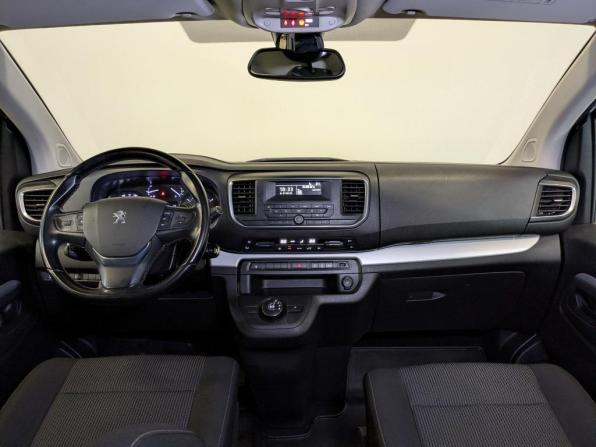 Peugeot Traveller I с пробегом 2019 года, цена 2 950 000 рублей, 72906 км, минивэн, Автокод Объявления