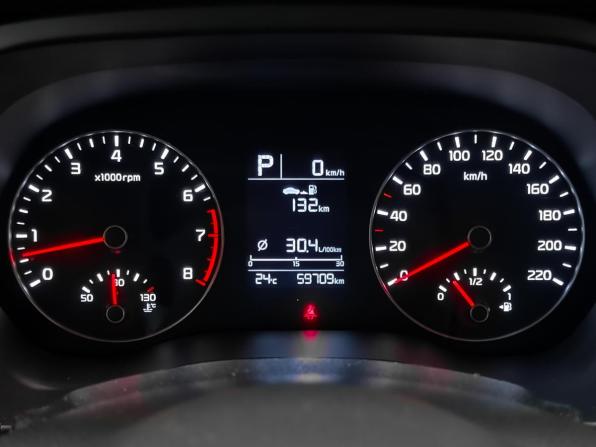 Kia Rio IV Рестайлинг с пробегом 2021 года, цена 1 555 000 рублей, 59692 км, седан, Автокод Объявления