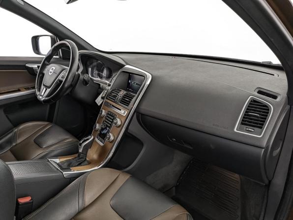Volvo XC60 I Рестайлинг с пробегом 2017 года, цена 2 750 000 рублей, 110734 км, внедорожник, Автокод Объявления