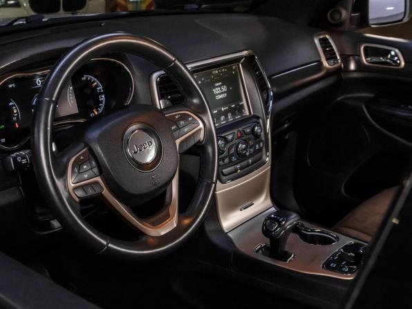 Jeep Grand Cherokee IV (WK2) Рестайлинг с пробегом 2014 года, цена 2 490 000 рублей, 127651 км, внедорожник, Автокод Объявления