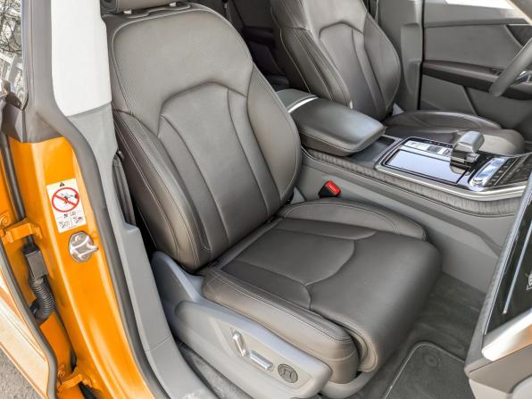 Audi Q8 I (4M) с пробегом 2019 года, цена 6 360 000 рублей, 71709 км, внедорожник, Автокод Объявления