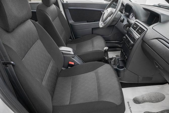 Lada (ВАЗ) Priora I Рестайлинг с пробегом 2018 года, цена 749 000 рублей, 70000 км, седан, Автокод Объявления