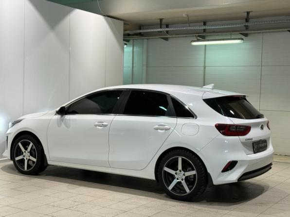 Kia Ceed III с пробегом 2021 года, цена 2 050 000 рублей, 29002 км, хэтчбек, Автокод Объявления