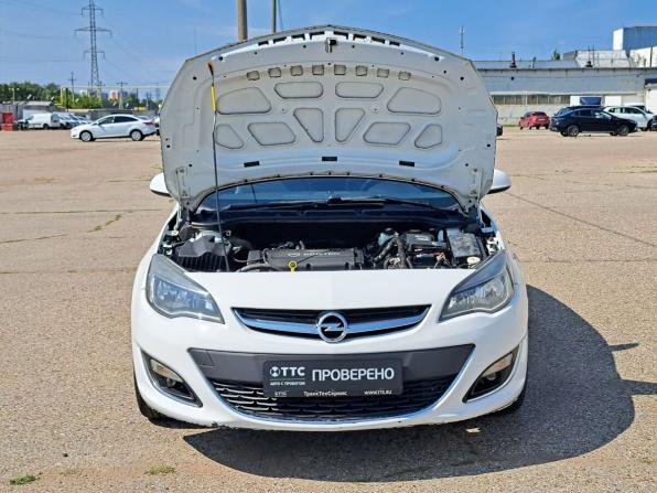 Opel Astra J Рестайлинг с пробегом 2013 года, цена 610 000 рублей, 241990 км, седан, Автокод Объявления