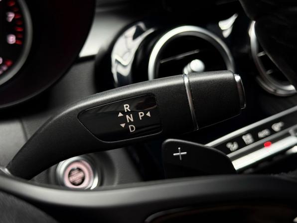 Mercedes-Benz C-Класс IV (W205) Рестайлинг с пробегом 2019 года, цена 3 599 000 рублей, 57000 км, седан, Автокод Объявления