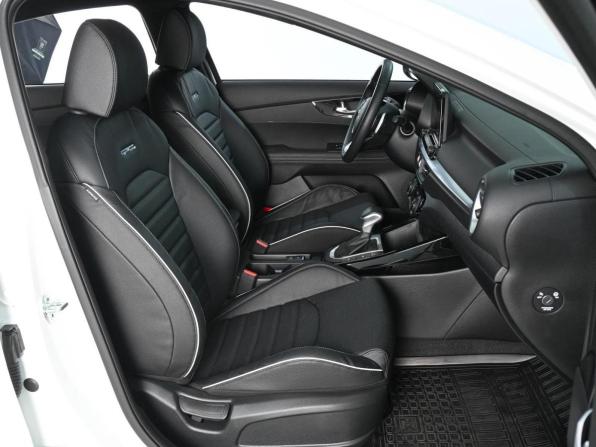 Kia Cerato IV Рестайлинг с пробегом 2022 года, цена 3 300 000 рублей, 670 км, седан, Автокод Объявления