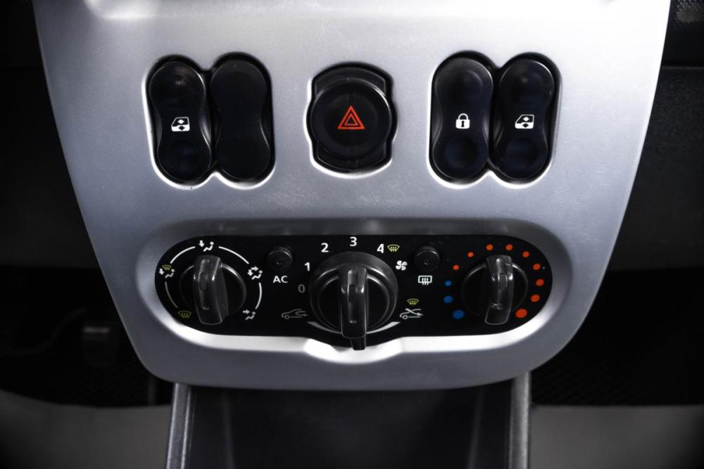 Renault Logan I Рестайлинг Пермь  - изображение 17