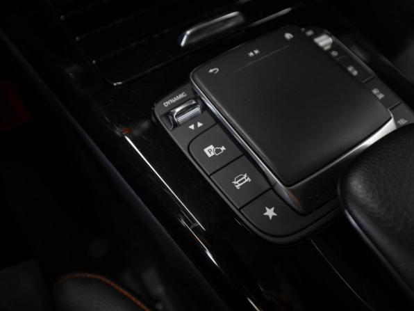 Mercedes-Benz CLA II (C118 X118) с пробегом 2019 года, цена 2 960 000 рублей, 92749 км, седан, Автокод Объявления