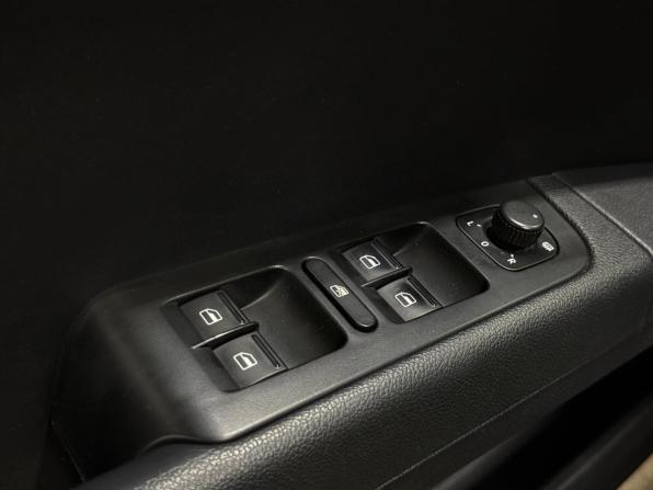 Skoda Superb II Рестайлинг с пробегом 2013 года, цена 1 190 000 рублей, 183137 км, лифтбек, Автокод Объявления