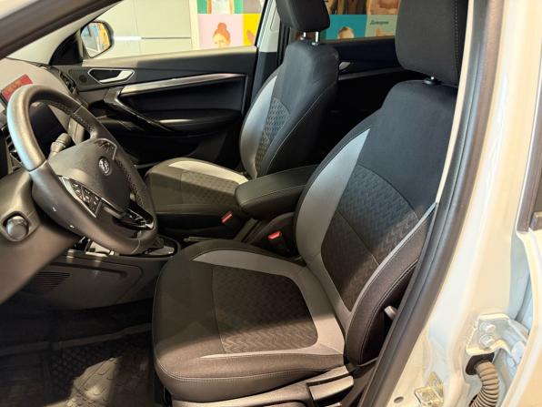 Lada (ВАЗ) Vesta I Рестайлинг (NG) с пробегом 2024 года, цена 1 399 000 рублей, 29420 км, седан, Автокод Объявления