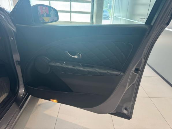 Renault Megane III с пробегом 2011 года, цена 569 000 рублей, 245000 км, хэтчбек, Автокод Объявления