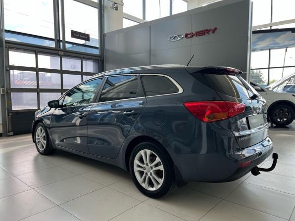 Kia Ceed II с пробегом 2014 года, цена 1 099 000 рублей, 212235 км, универсал, Автокод Объявления